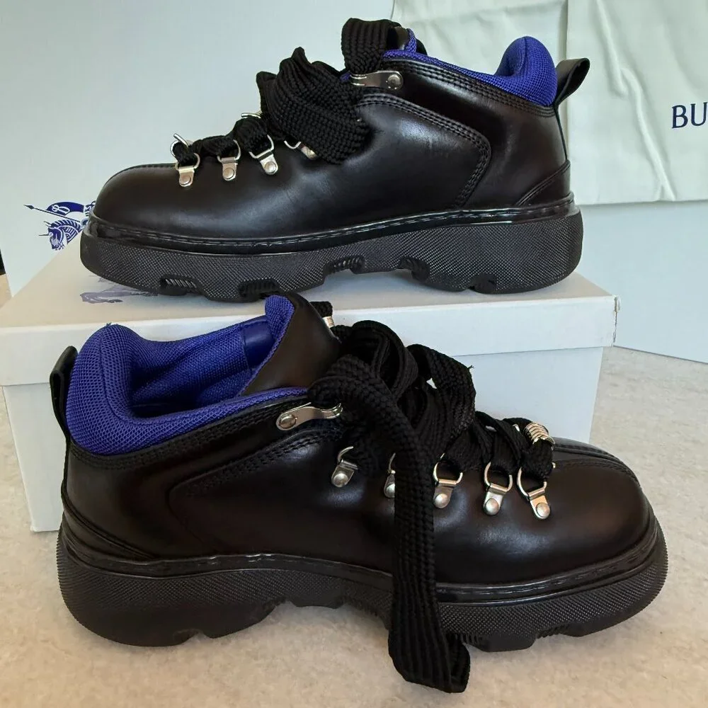 Burberry men trek